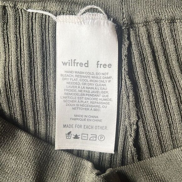 Aritzia Olive Flare Pants - Picture 7 of 11